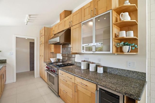 3874 Pruneridge Avenue, Santa Clara, CA 95051