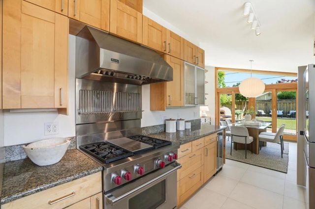 3874 Pruneridge Avenue, Santa Clara, CA 95051