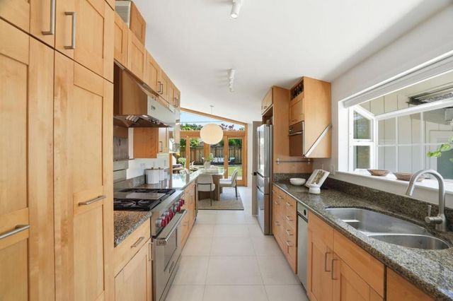 3874 Pruneridge Avenue, Santa Clara, CA 95051