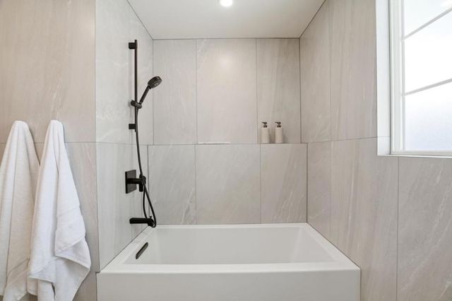 3874 Pruneridge Avenue, Santa Clara, CA 95051