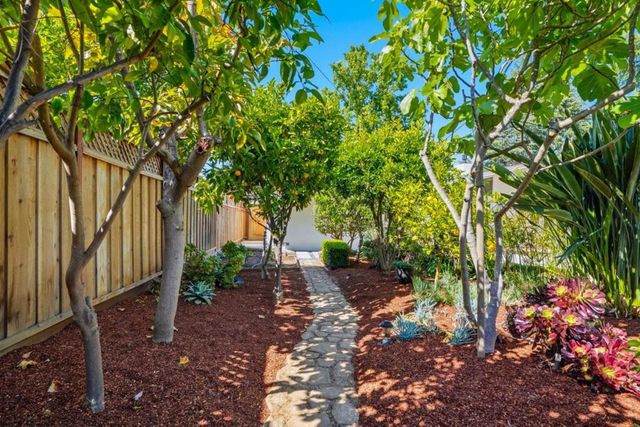 3874 Pruneridge Avenue, Santa Clara, CA 95051