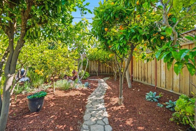 3874 Pruneridge Avenue, Santa Clara, CA 95051