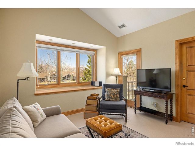 8630 Crimson Clover Lane, Longmont, CO 80503