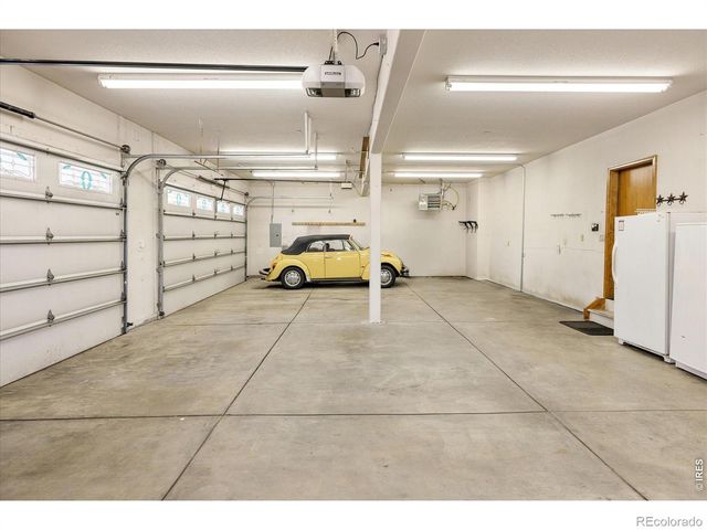 8630 Crimson Clover Lane, Longmont, CO 80503