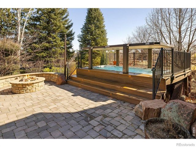 8630 Crimson Clover Lane, Longmont, CO 80503