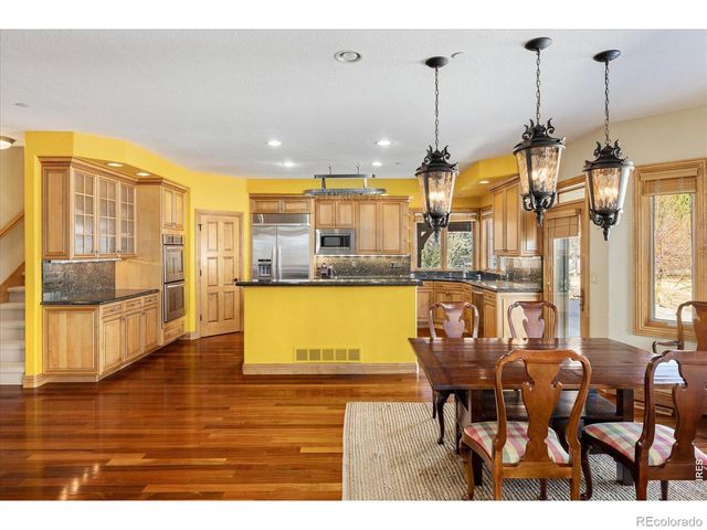 8630 Crimson Clover Lane, Longmont, CO 80503