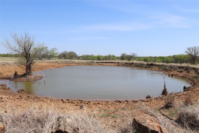 957 Frog Hollar, Bowie, TX 76230