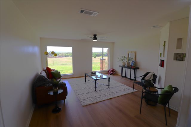 957 Frog Hollar, Bowie, TX 76230