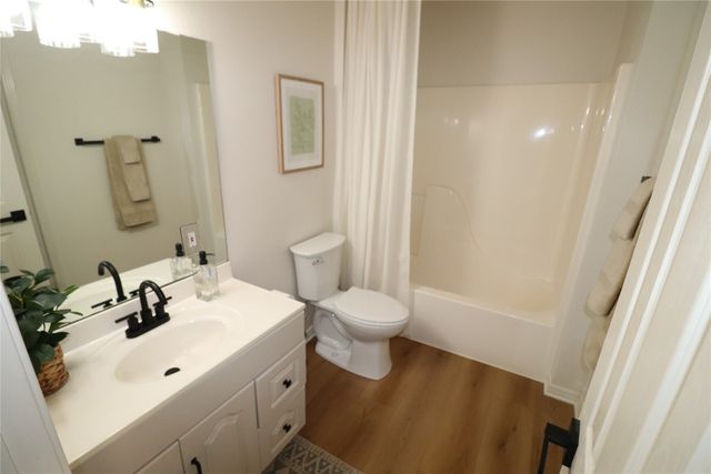 957 Frog Hollar, Bowie, TX 76230