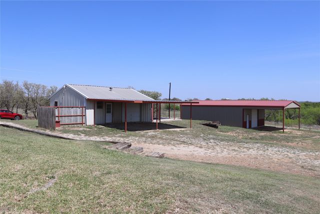 957 Frog Hollar, Bowie, TX 76230