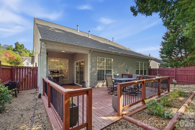8530 Heron Glen Drive, Charlotte, NC 28269