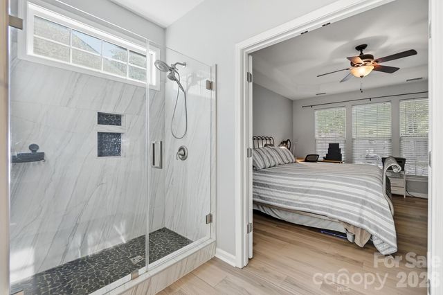 8530 Heron Glen Drive, Charlotte, NC 28269