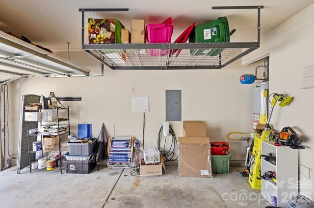 8530 Heron Glen Drive, Charlotte, NC 28269