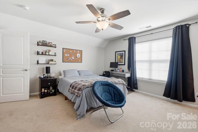 8530 Heron Glen Drive, Charlotte, NC 28269