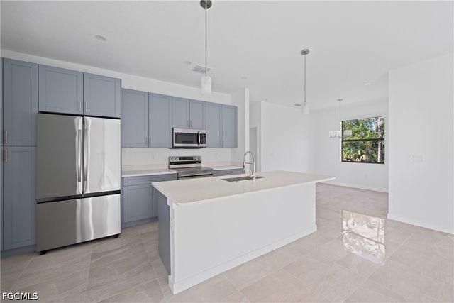 1133 Alvin AVE, Lehigh Acres, FL 33971