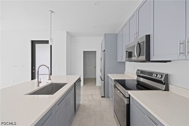 1133 Alvin AVE, Lehigh Acres, FL 33971