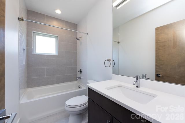 232 Flint Street, Charlotte, NC 28216