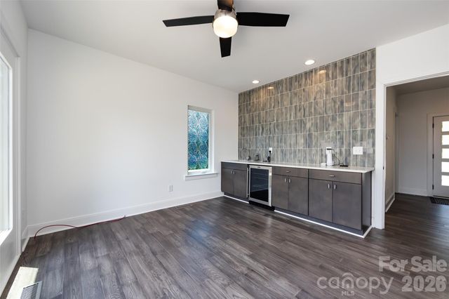 232 Flint Street, Charlotte, NC 28216