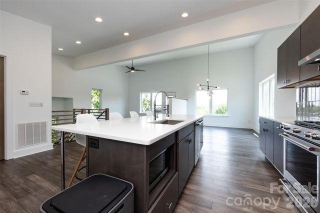 232 Flint Street, Charlotte, NC 28216