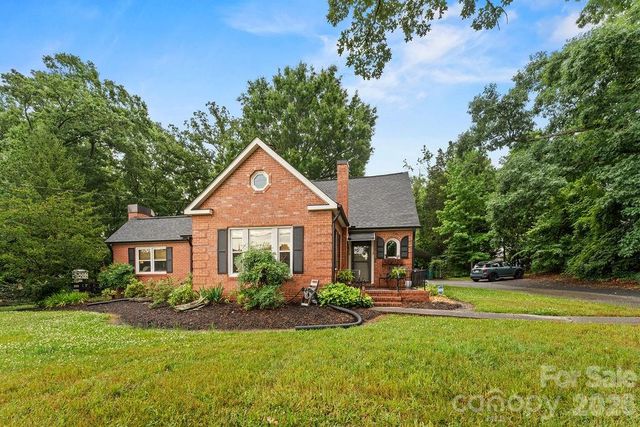 1832 Badin Road, Albemarle, NC 28001