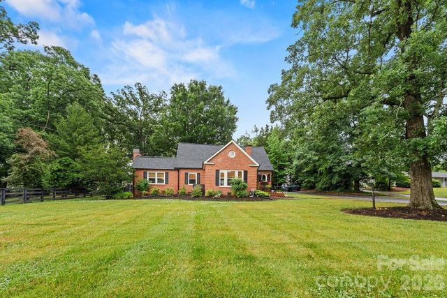 1832 Badin Road, Albemarle, NC 28001