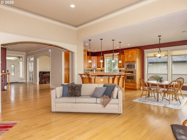 578 W DOGWOOD St, Washougal, WA 98671