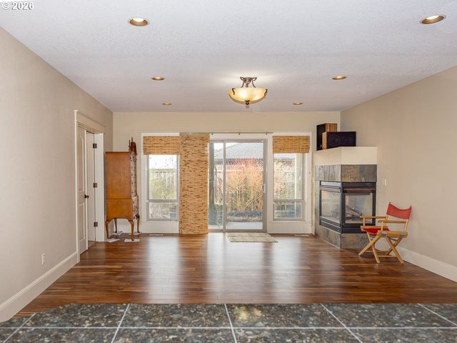 578 W DOGWOOD St, Washougal, WA 98671