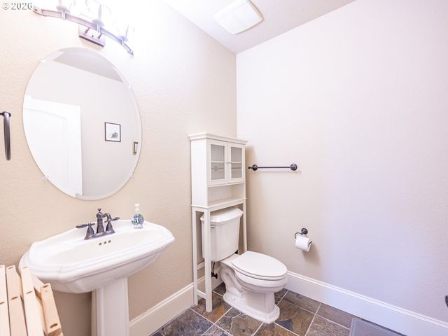 578 W DOGWOOD St, Washougal, WA 98671