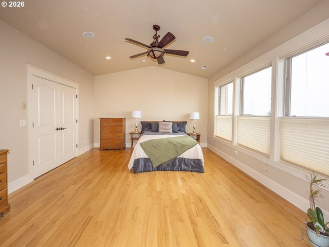 578 W DOGWOOD St, Washougal, WA 98671