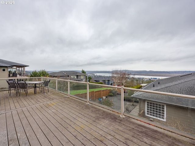 578 W DOGWOOD St, Washougal, WA 98671