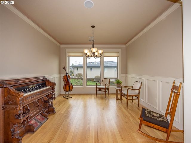 578 W DOGWOOD St, Washougal, WA 98671