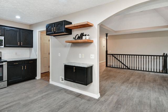 5331 W Harrison Street, Springfield, MO 65802