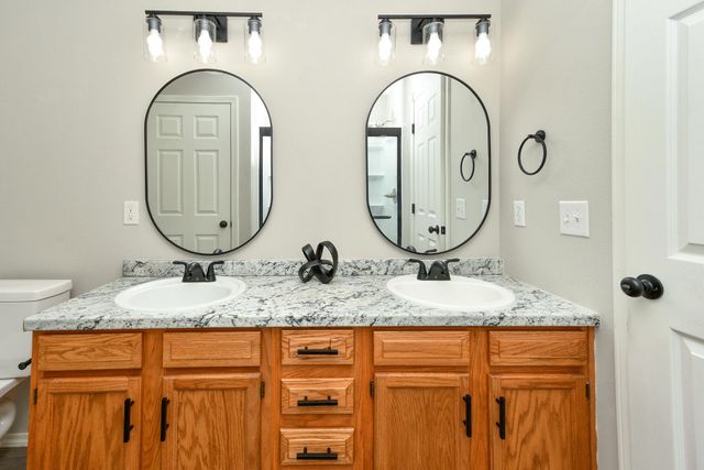 5331 W Harrison Street, Springfield, MO 65802