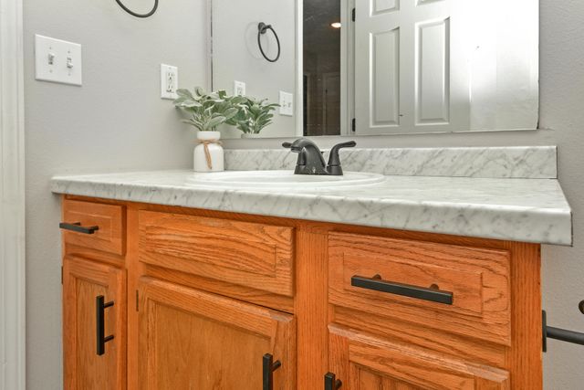 5331 W Harrison Street, Springfield, MO 65802