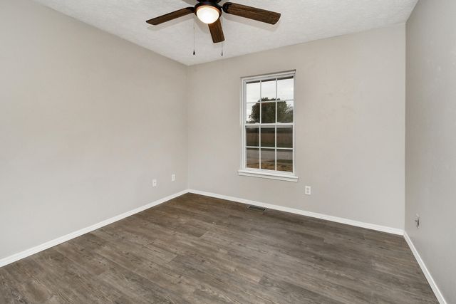 5331 W Harrison Street, Springfield, MO 65802