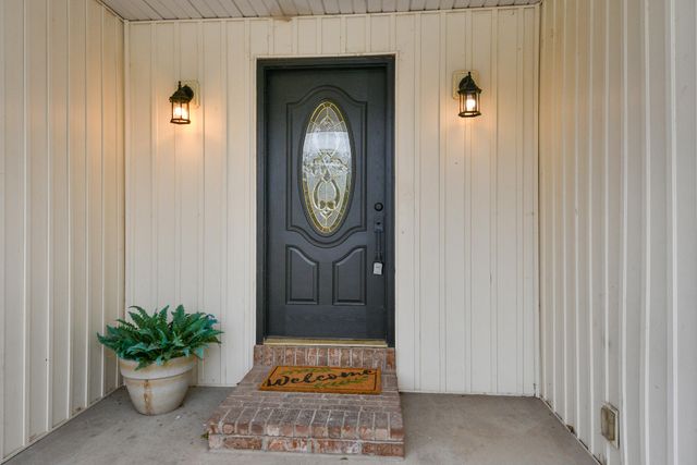 5331 W Harrison Street, Springfield, MO 65802