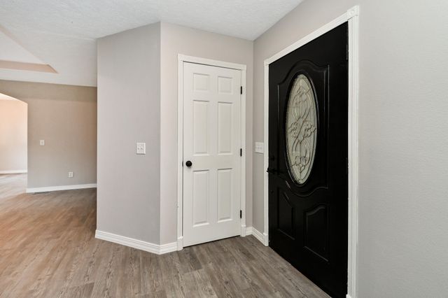 5331 W Harrison Street, Springfield, MO 65802