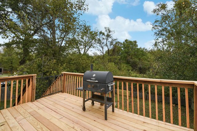 5331 W Harrison Street, Springfield, MO 65802