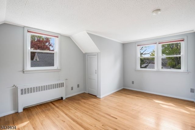 3 Shawnee Rd, Cranford Twp., NJ 07016