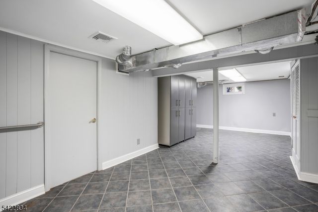 3 Shawnee Rd, Cranford Twp., NJ 07016