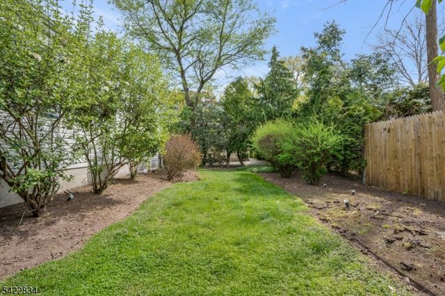 3 Shawnee Rd, Cranford Twp., NJ 07016