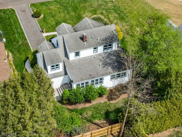 3 Shawnee Rd, Cranford Twp., NJ 07016