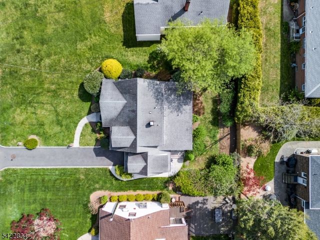 3 Shawnee Rd, Cranford Twp., NJ 07016