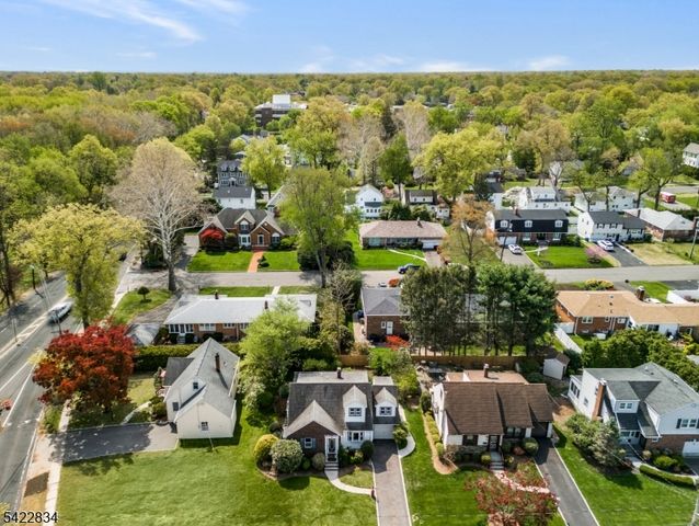 3 Shawnee Rd, Cranford Twp., NJ 07016