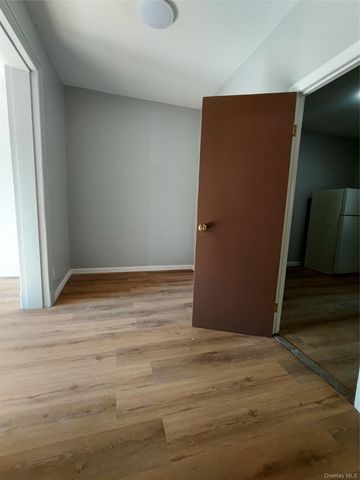 82-31 Woodhaven Boulevard, Glendale, NY 11385