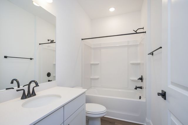 2366 Williamsport Landing, Columbia, TN 38401