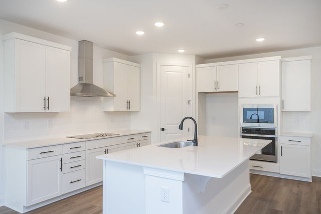 2366 Williamsport Landing, Columbia, TN 38401