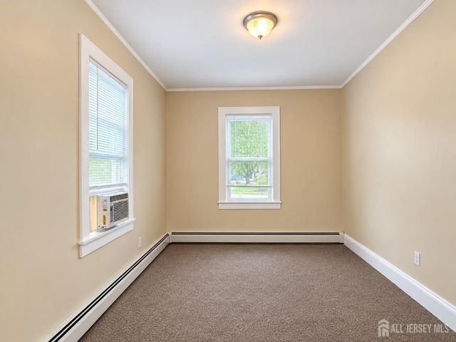 1842 W 5th Avenue, Piscataway, NJ 08854
