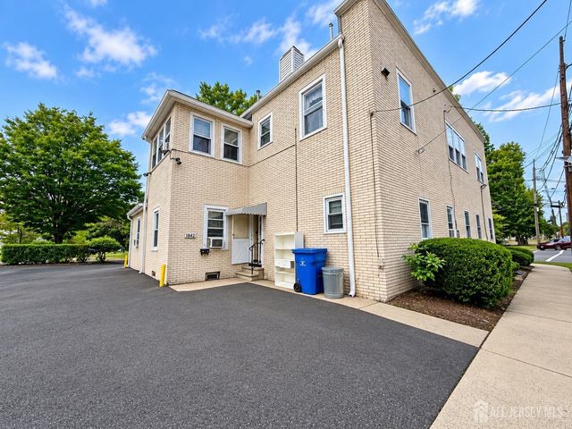 1842 W 5th Avenue, Piscataway, NJ 08854
