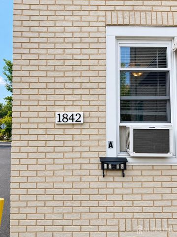 1842 W 5th Avenue, Piscataway, NJ 08854